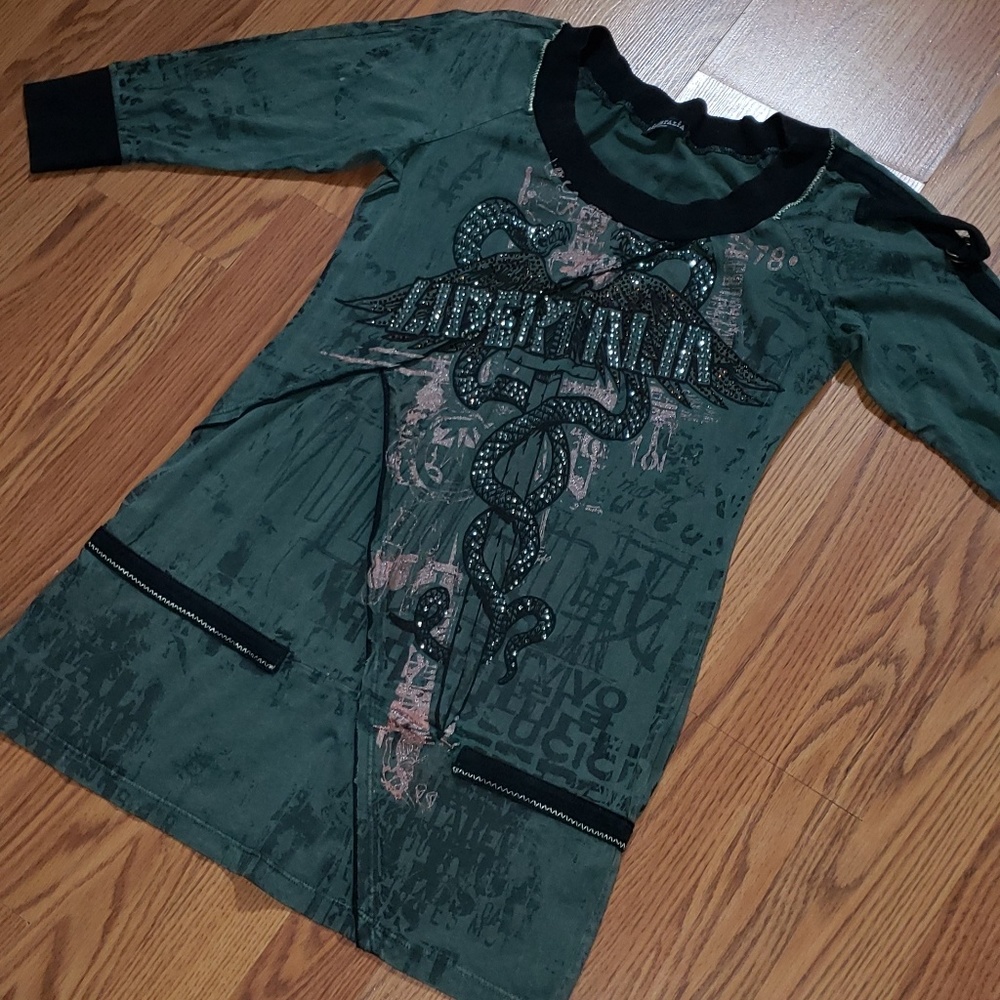 NWT Libertalia green and black shirt
